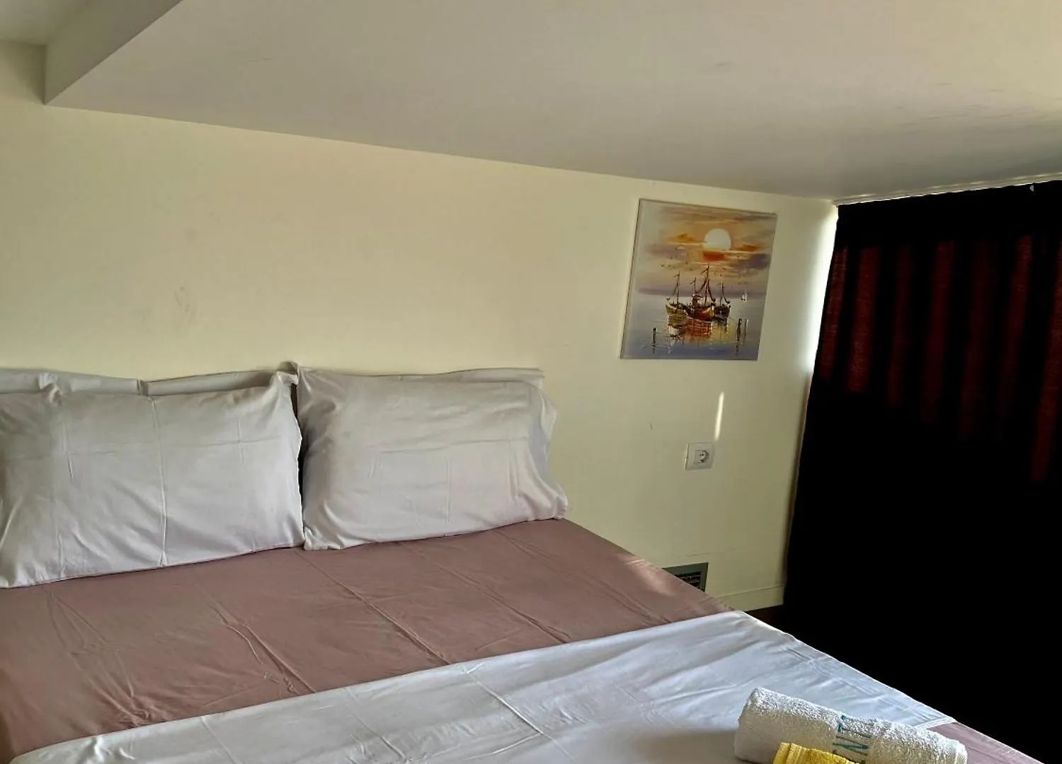 Hotel Saint Tropez Durres Bisht Kamez
