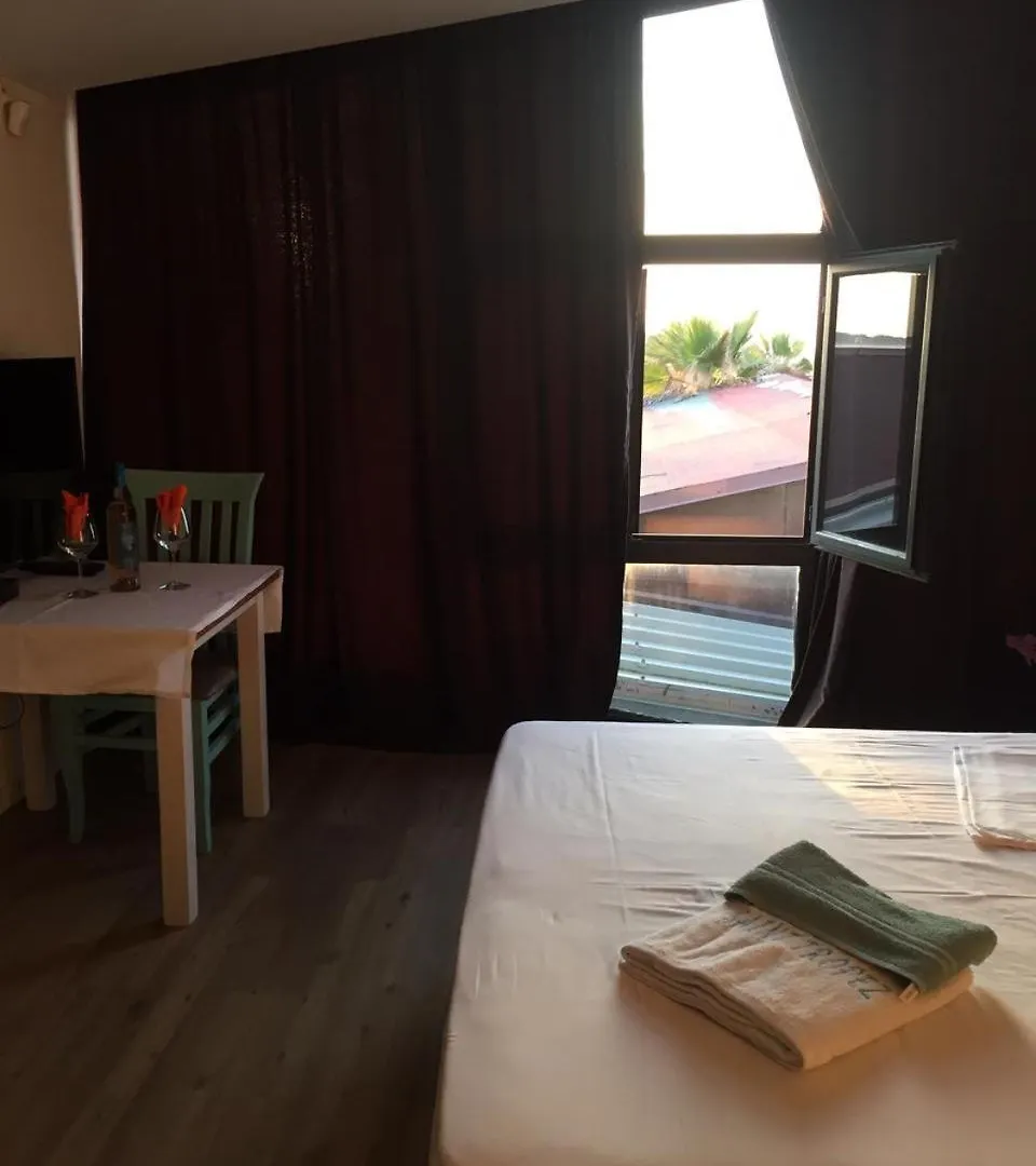 Hotel Saint Tropez Durrës